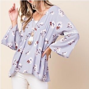 Lavender Floral Bell Sleeve Top – NWT